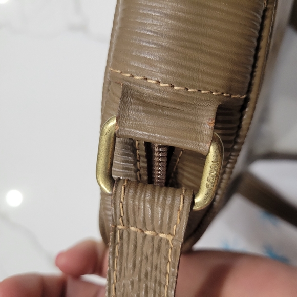 Fendi Vintage Zucca Logo Unisex Crossbody Bag - Picture 7 of 14